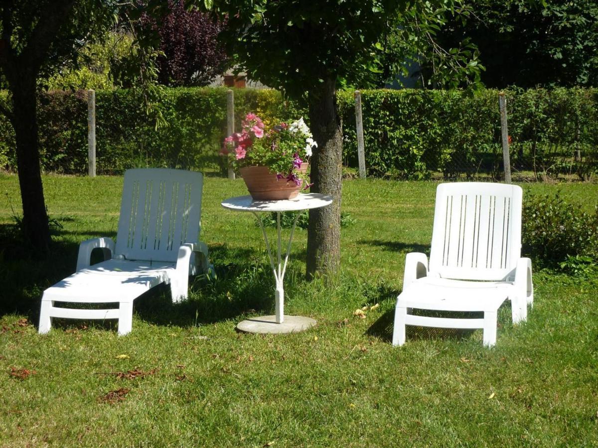 Maison Renovee Avec Cour Privee, Proche De Gannat, 3 Chambres, Animaux Acceptes, Equipements Modernes. - Fr-1-489-37 Poezat Екстериор снимка